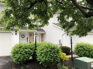 6 Triton Ct, Fairport, NY 14450