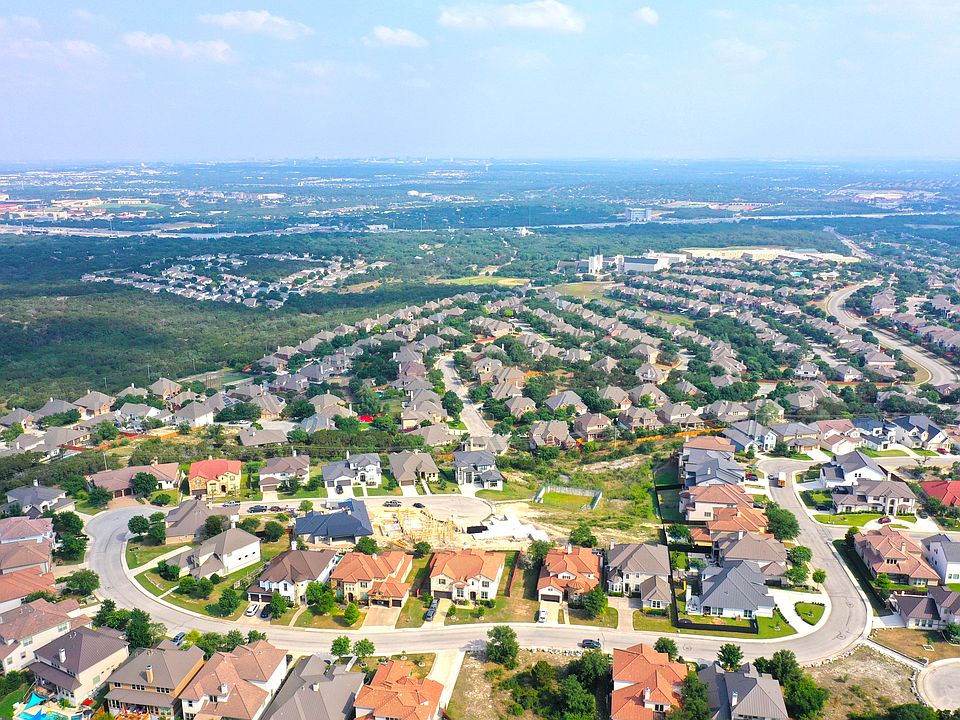 2nd image of 8206 Sierra Hermosa