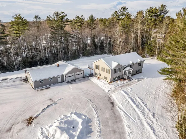 1306 Hudson Road, Glenburn, ME 04401