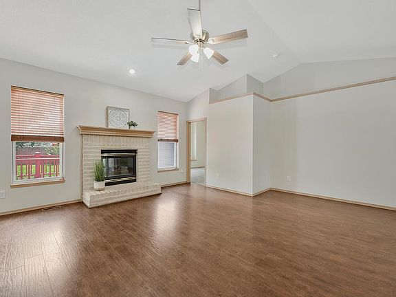 5th image of 1737 E Southridge Cir
