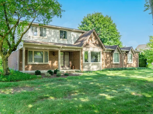 3556 Balfour Dr, Troy, MI 48084