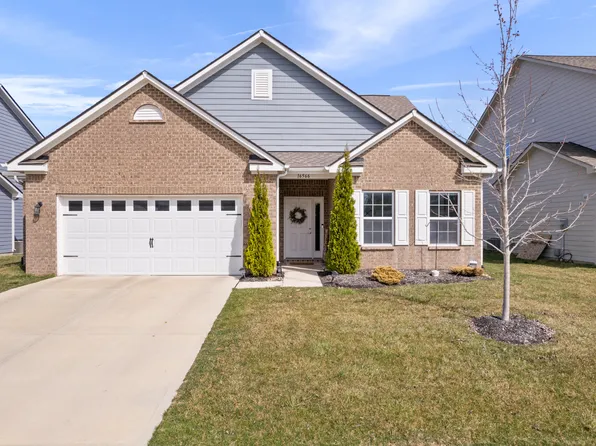 16566 Branham Dr, Fishers, IN 46040