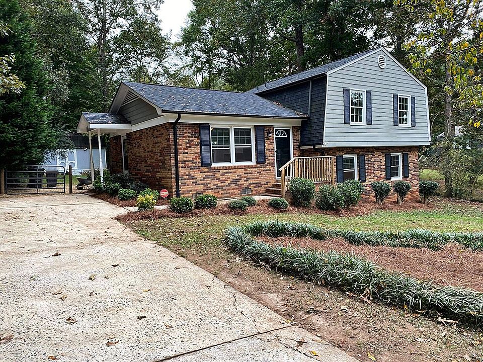 1st image of 4605 Oakwood Cir