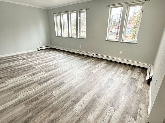 5th image of 102 B St Unit 6