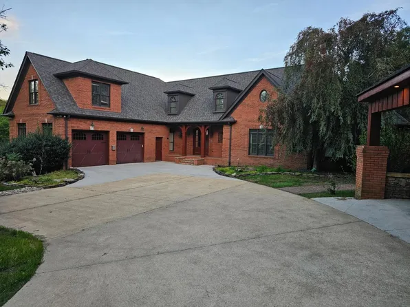 7920 Higgins Ln, Hixson, TN 37343