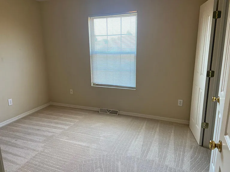 2302 Windstone Dr — Photo 12