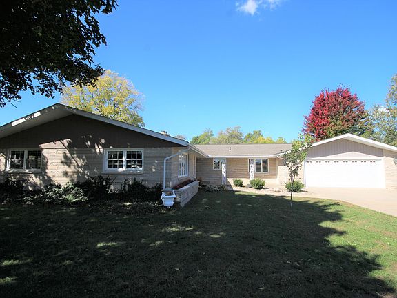 3rd image of 8100 E Yz Ave