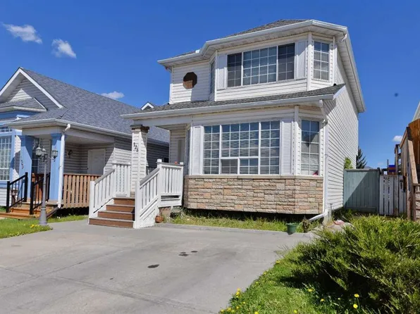 125 S Costa Mesa Close NE, Calgary, AB T1Y 6W9