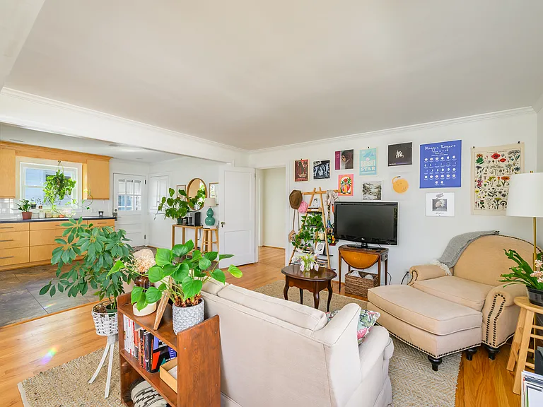 306 Horace Mann Ave — Photo 12