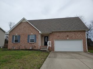 3948 Benjamin Dr, Clarksville, TN 37040
