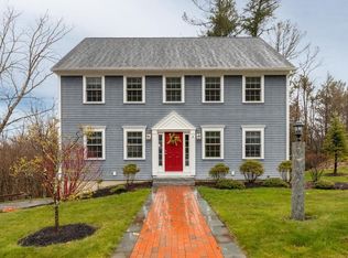 2 Timber Ln, Amesbury, MA 01913
