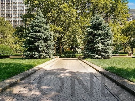 3rd image of 343 E 30th St APT 17E