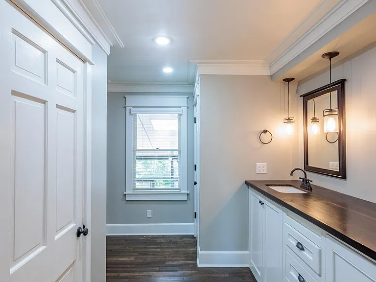713 Cooper Dr — Photo 9