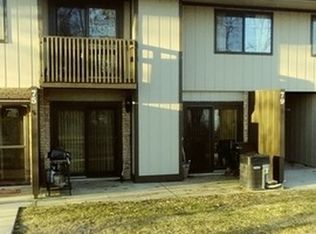 79 Woodhills Bay Rd, Fox Lake, IL 60020