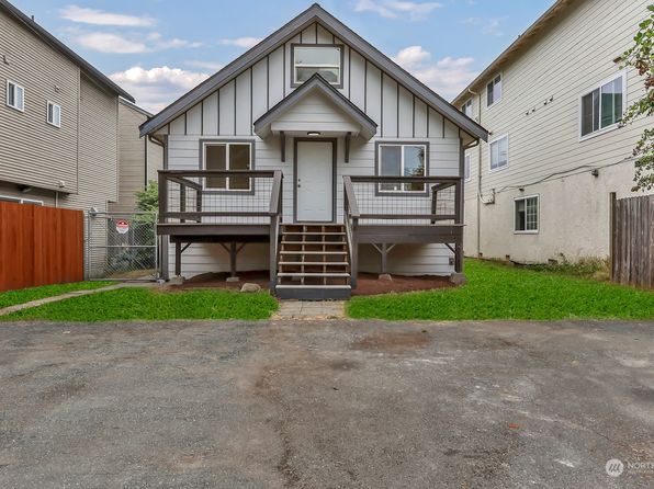 Property image for 10325 Midvale Avenue N, Seattle, WA 98133