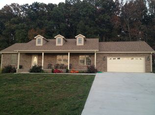 4060 Baxter Rd, Baxter, TN 38544