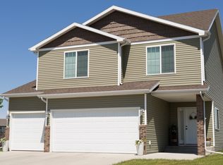 1840 42nd Ave S, Moorhead, MN 56560