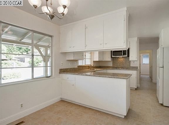 5th image of 6 Idlewood Ct