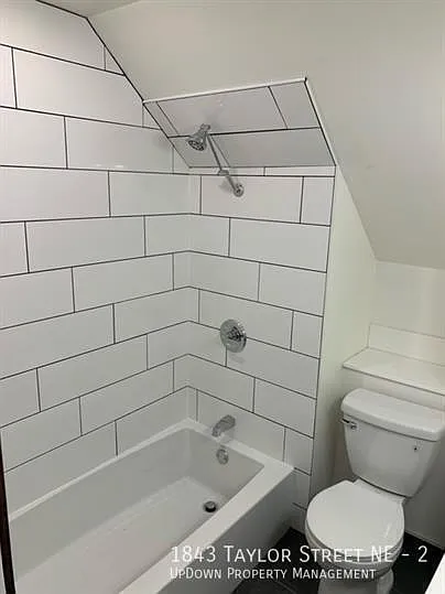 1843 Taylor St NE #2 — Photo 24