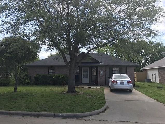 1st image of 1505 Melody Cir