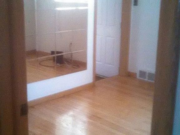 5th image of 1827 Westgate Ave