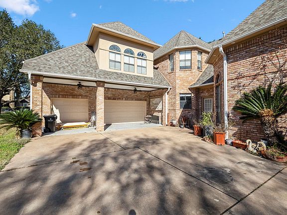 2nd image of 5107 Waterbeck St