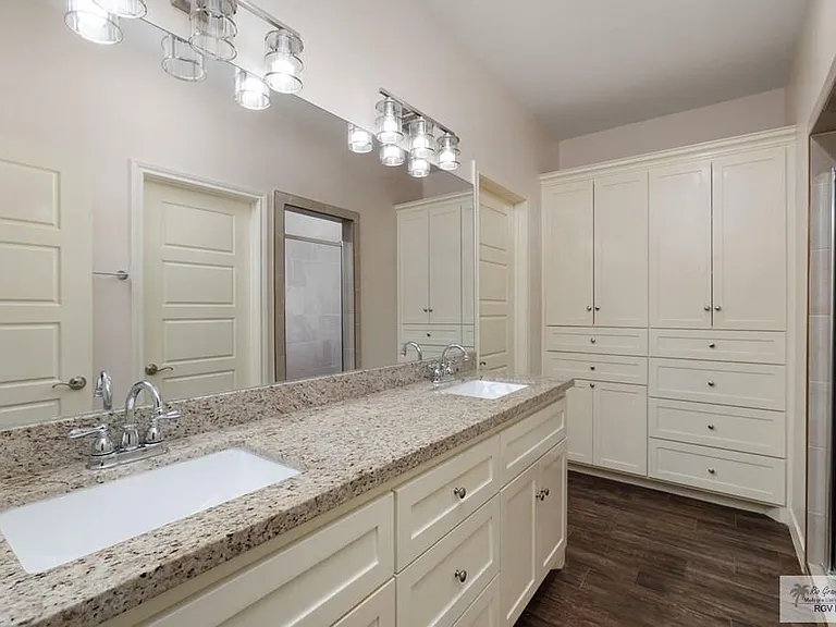 16729 E McCullar Ct — Photo 8