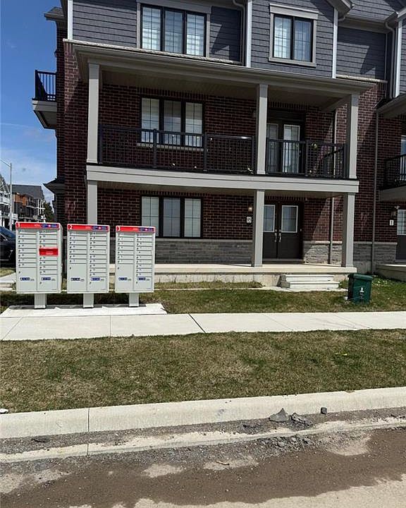 1st image of 95 Norwich Cres