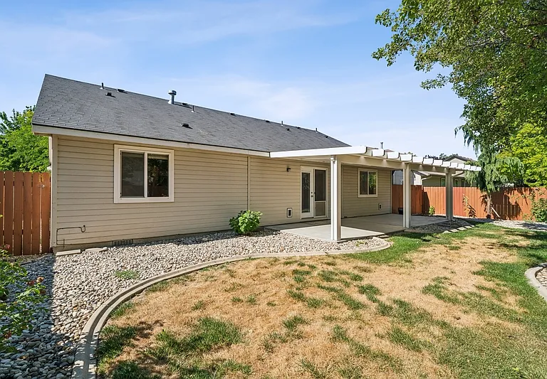 8284 W Galactic Ct — Photo 32