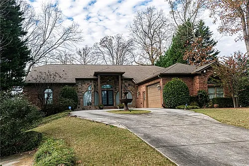 2050 Oak Grove Rd NE Photo 1 2050 Oak Grove Rd NE Photo 1