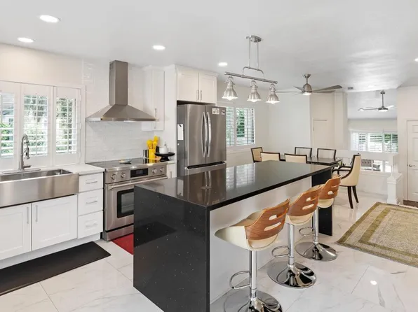 820 Cardamom Ct, Chula Vista, CA 91910