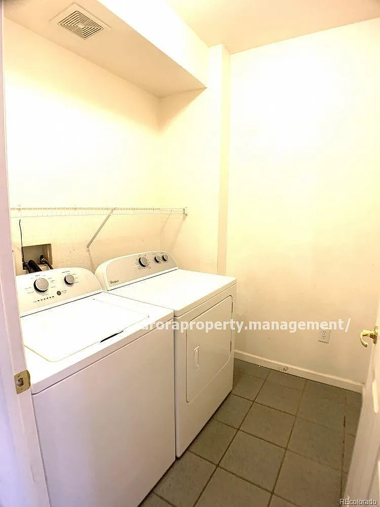 2 bed, 2.0 bath, 1088 sqft, $1,795 — Photo 4