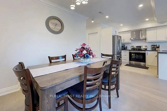 41 Beatrice St #2 — Photo 6