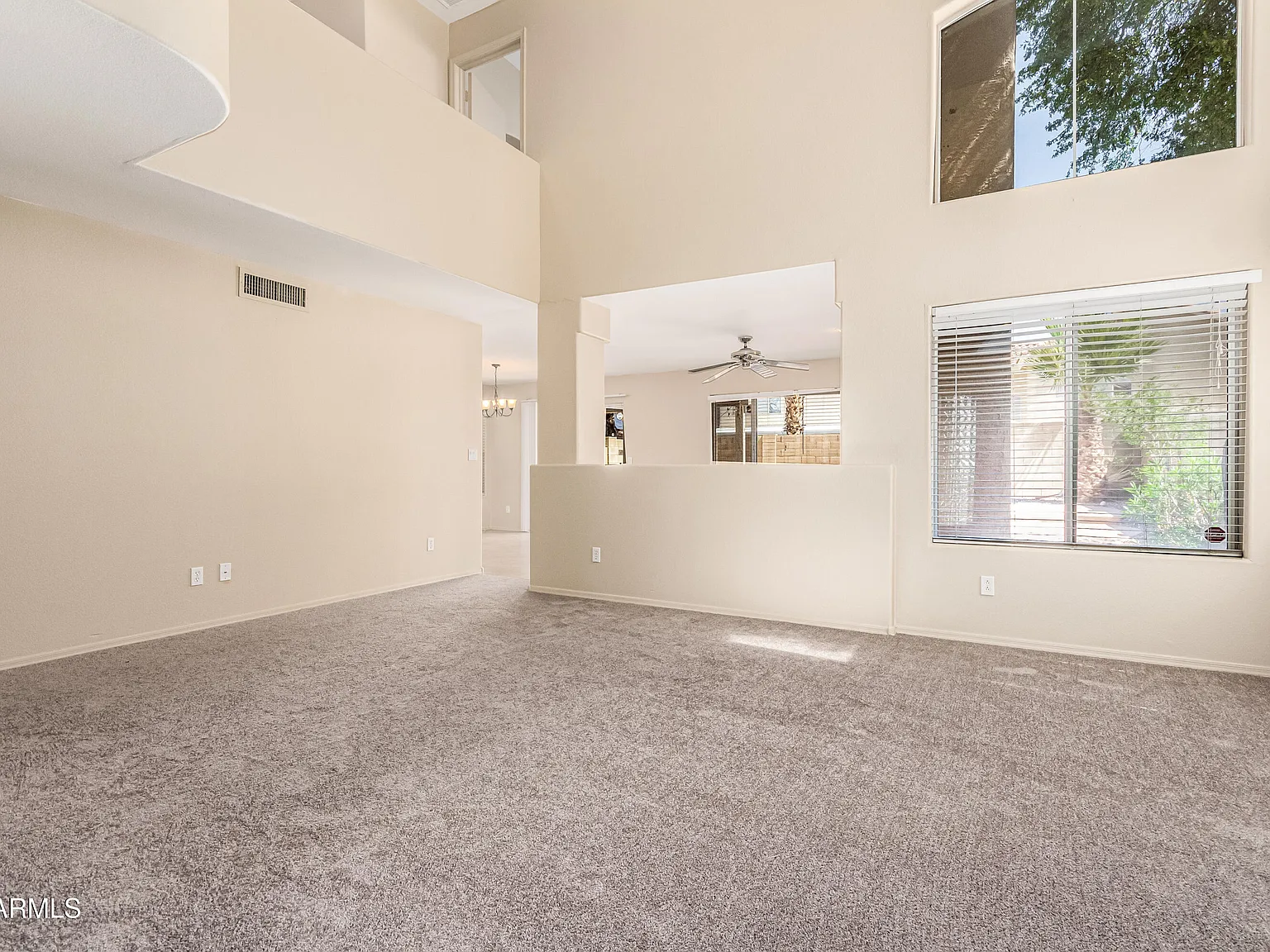 3 bed, 2.5 bath, 1852 sqft, $2,300 — Photo 3