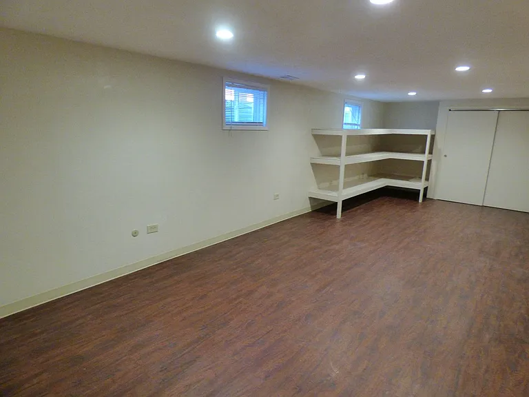1543 S Hudson St — Photo 18