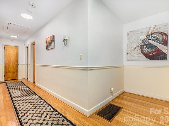 3rd image of 100 Ruby Ln