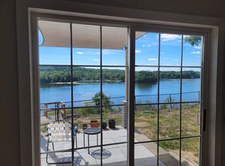 6088 Pointview Ct, Newaygo, MI 49337
