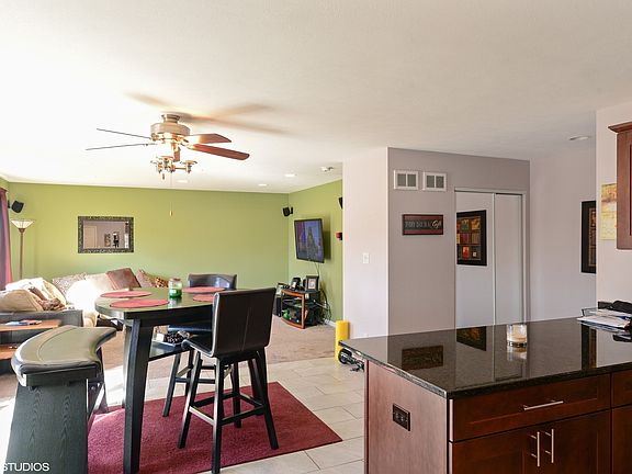 4th image of 5318 Decker Dr