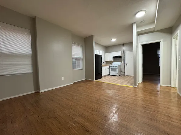 27 Williams St #2B, Hartford, CT 06120