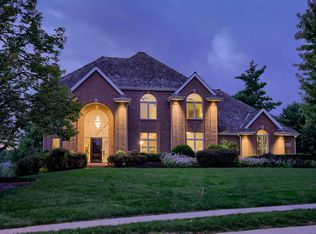 15746 Burt St, Omaha, NE 68118