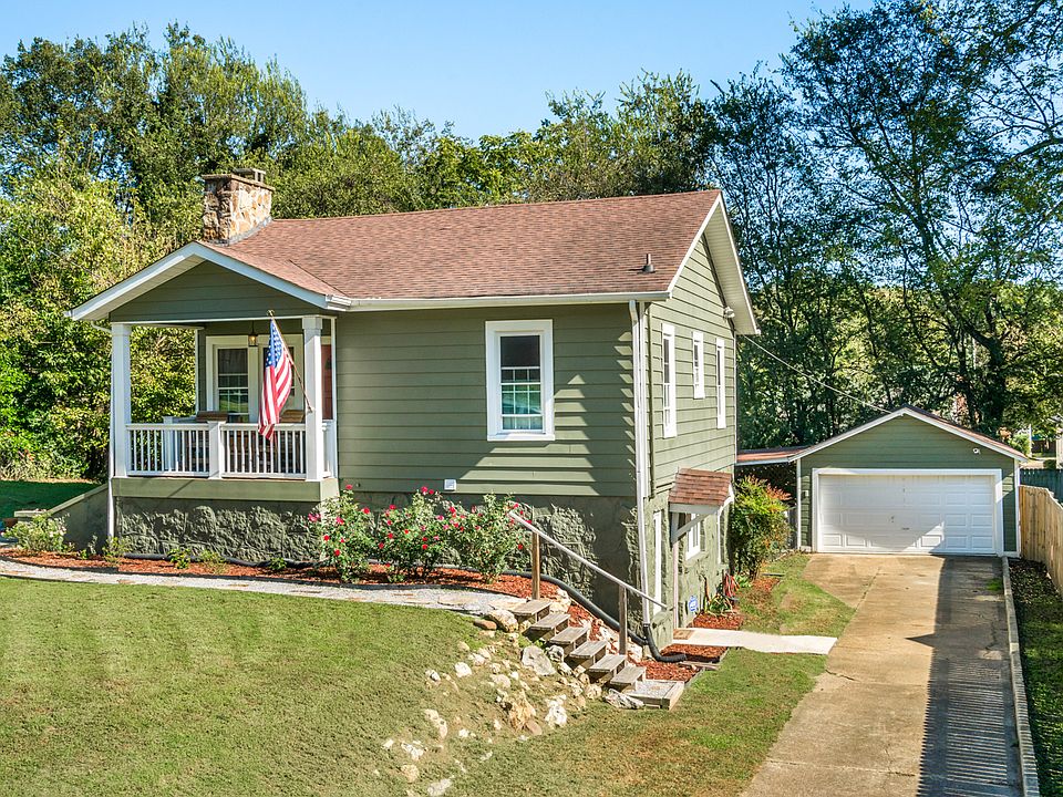 1st image of 312 Vista Dr