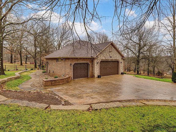 3rd image of 4642 N Farm Road 159