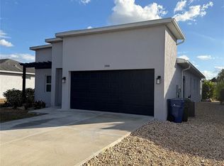 1906 Livingstone St, Sarasota, FL 34231