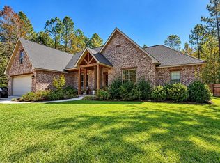 16 Stonebridge Rd, Petal, MS 39465