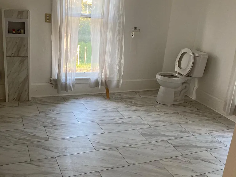 415 Cherry St #UPSTAIRS — Photo 4