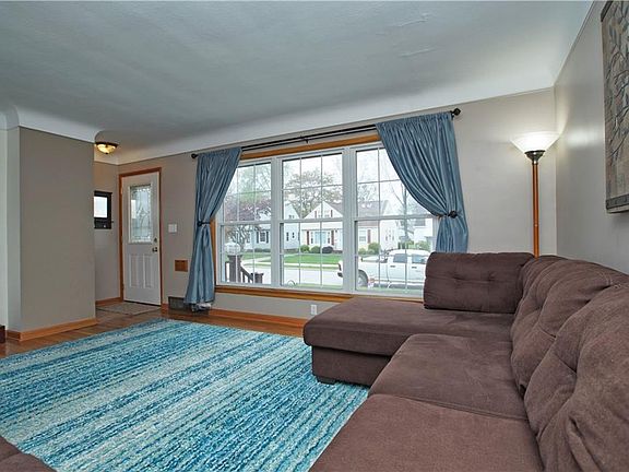 4th image of 331 Blissfield Dr