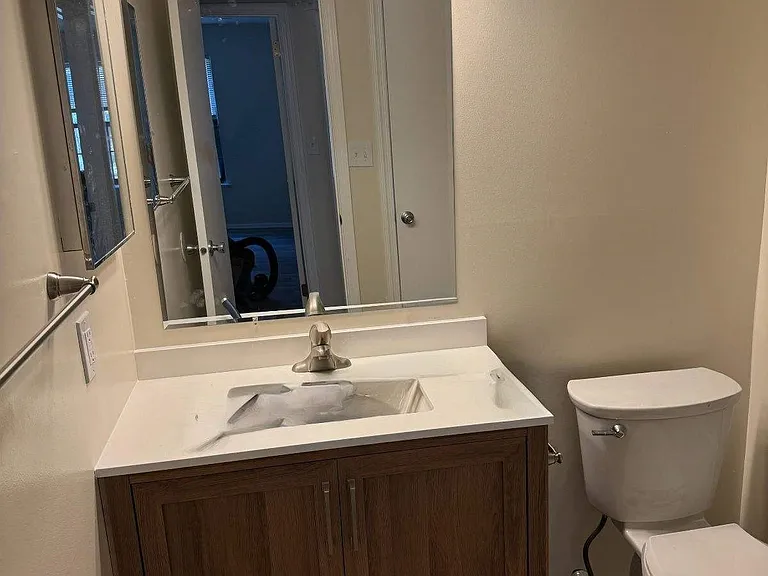 240B Everly Ct #240-B — Photo 10