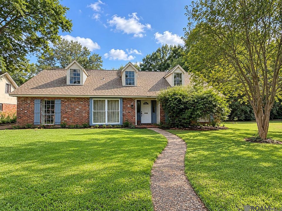 1st image of 9736 Regency Dr