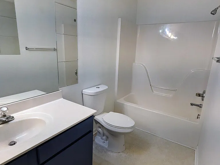 659 Legacy Dr — Photo 9