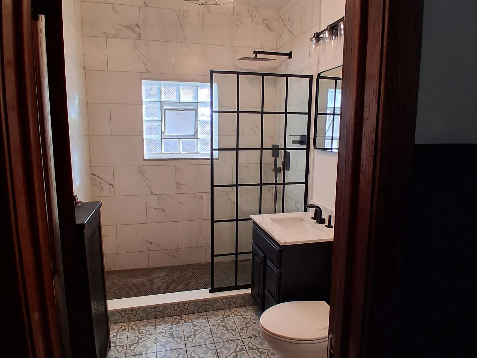 3 bed, $2,095 — Photo 2